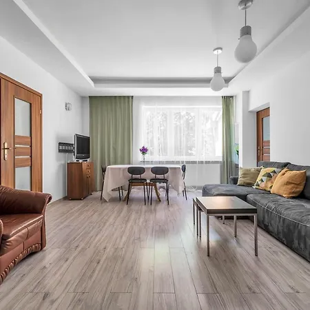 Apartment Bemowo Spacious By Rentujemy *