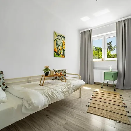 Bemowo Spacious By Rentujemy Warsaw